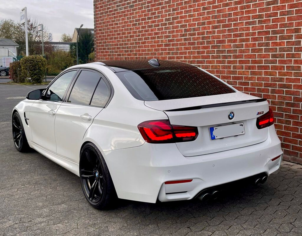 BMW M3 88